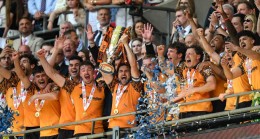 Hull City Premier Lig’e Yükseldi