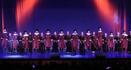 Sahnede Kafkas rüzgarı