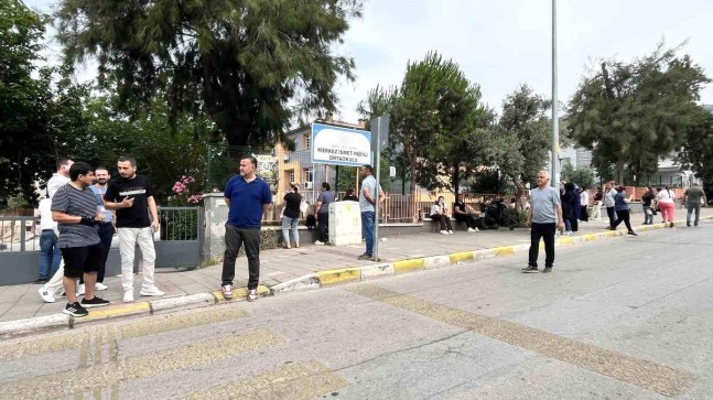 Bayındır’da LGS heyecanı: 251 öğrenci ter döktü