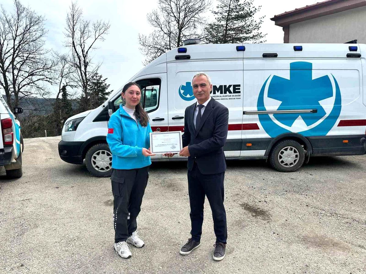 Karabük UMKE’ye 16 Yeni Gönüllü Sağlık Personeli Katıldı