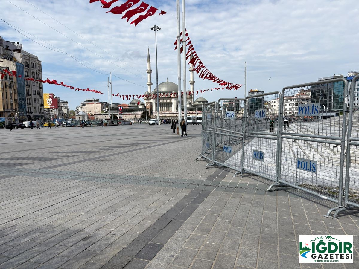 Taksim’de 1 Mayıs hazırlıkları sürüyor