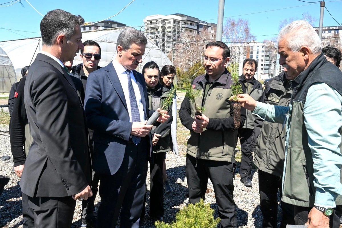 Erzurum’da 109 milyon fidan toprakla buluşturuldu
