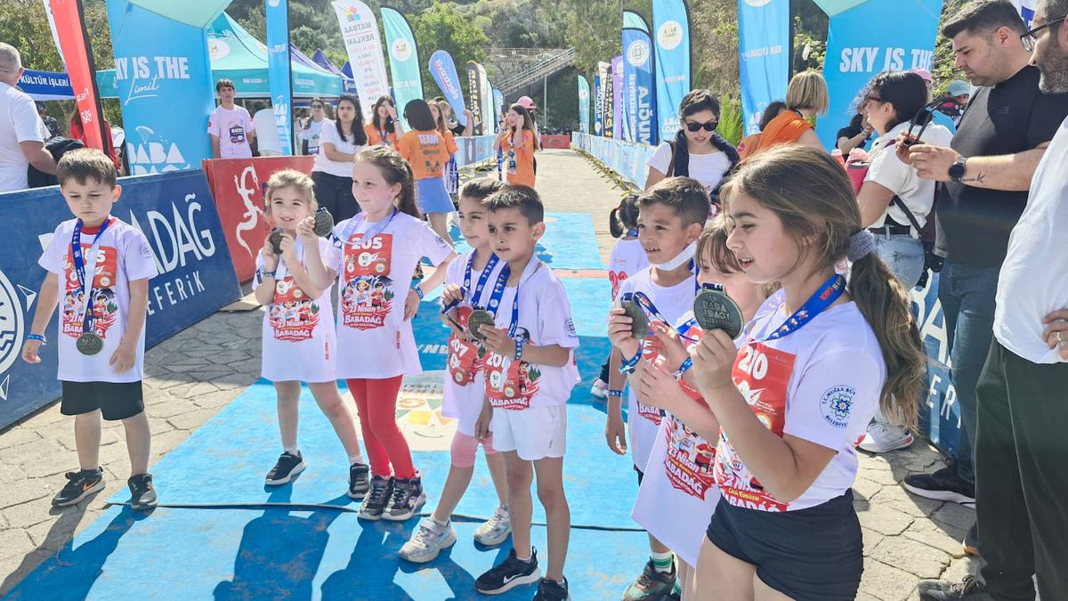 Fethiye’de 23 Nisan Çocuk Koşusu Coşkusu