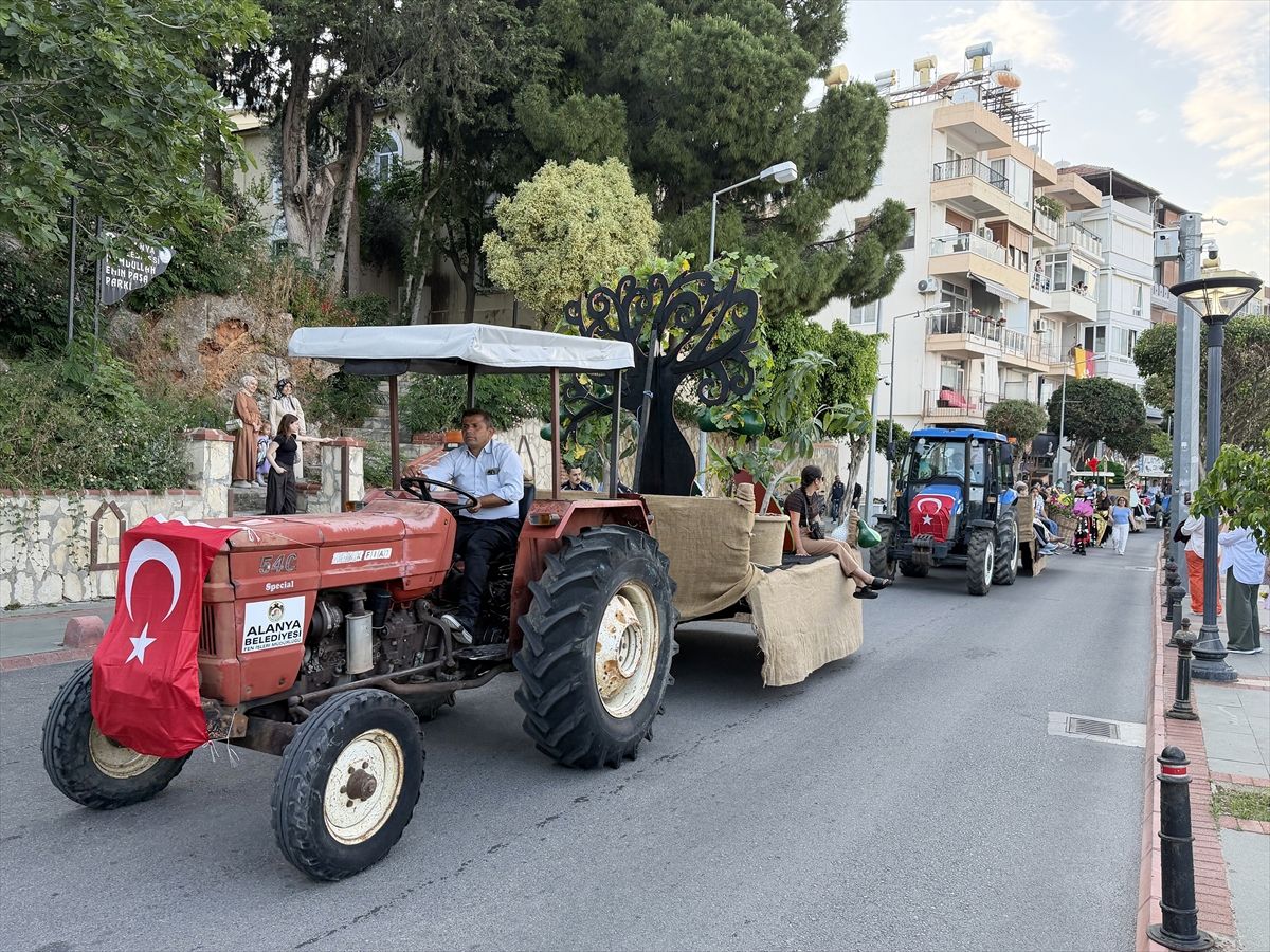 Alanya Festivali ‘Kervan’ Temasıyla Başladı