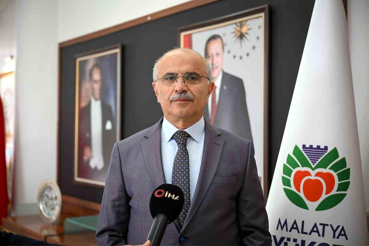 35 bin kamyon moloz kaldırıldı, enkaz alanı yeşil alana dönüşüyor