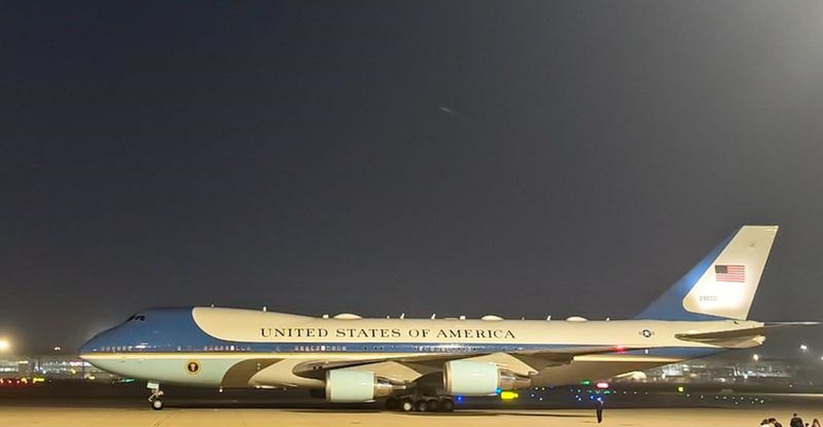 ABD Başkanı Trump, Çin’e resmi ziyarette bulunmak üzere Pekin’e ulaştı.