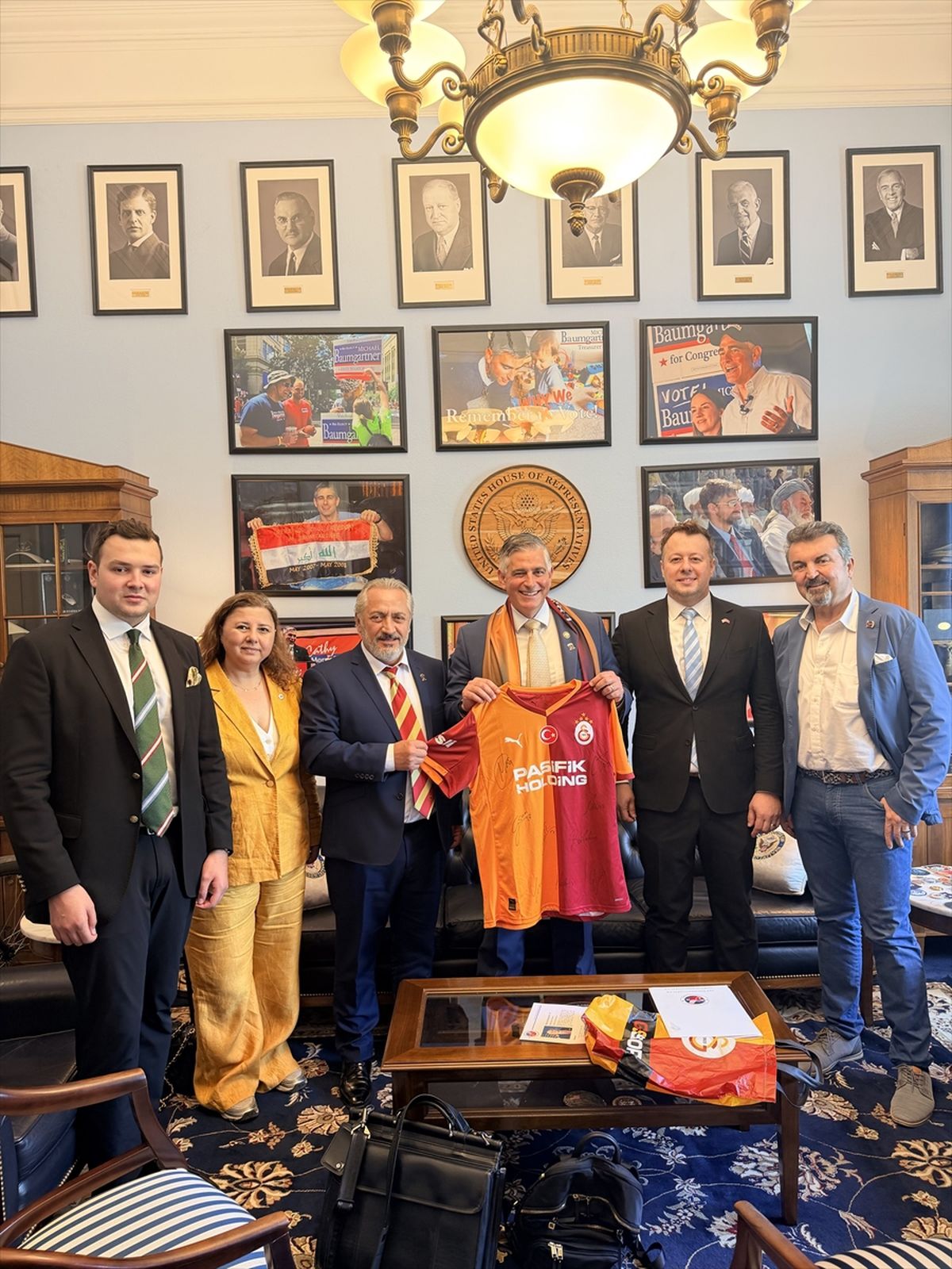 Baumgartner’a Galatasaray Forması Takdim Edildi