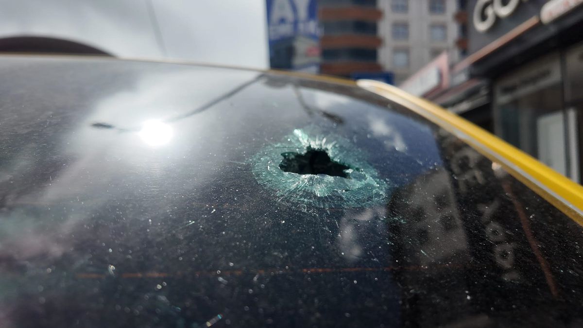 Adliyeye boşanma başvurusu yapmaya gelen eniştesini vurdu