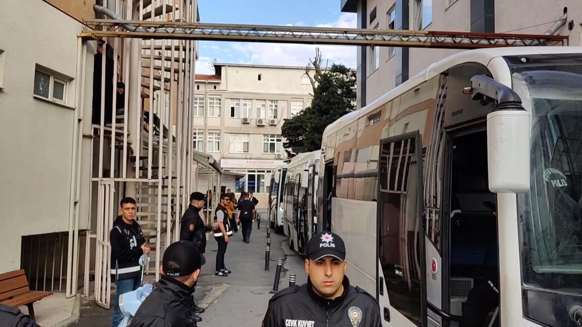 İBB’ye Yolsuzluk Soruşturması: 30 Gözaltı