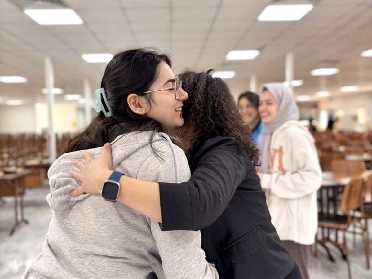 Eskişehir’de Öğrenciler Bayramı Birlikte Kutladı