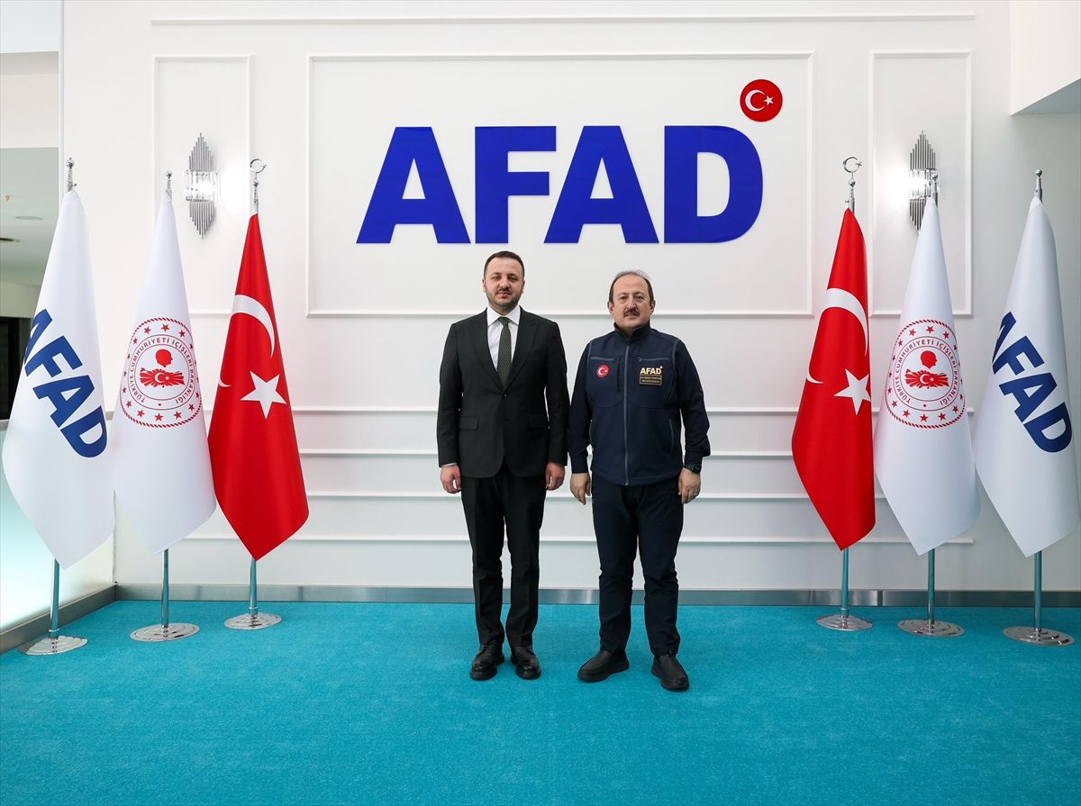 Özturan’dan Pehlivan’a Ziyaret