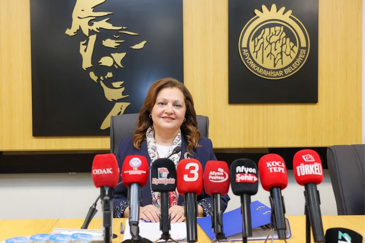 AK Parti’ye geçme kararı alan Burcu Köksal sessizliğini bozdu: CHP’den çok yoruldum