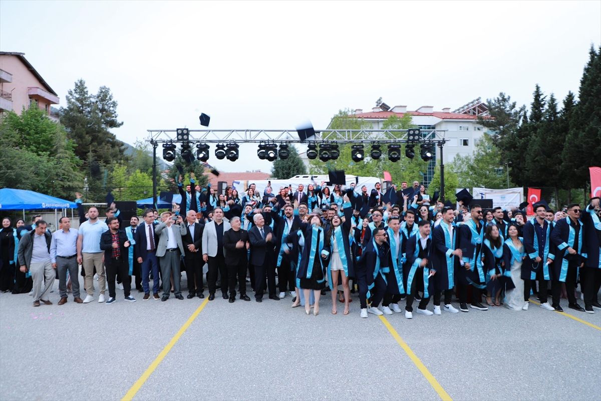ALKÜ Akseki’de Mezuniyet Töreni Düzenlendi