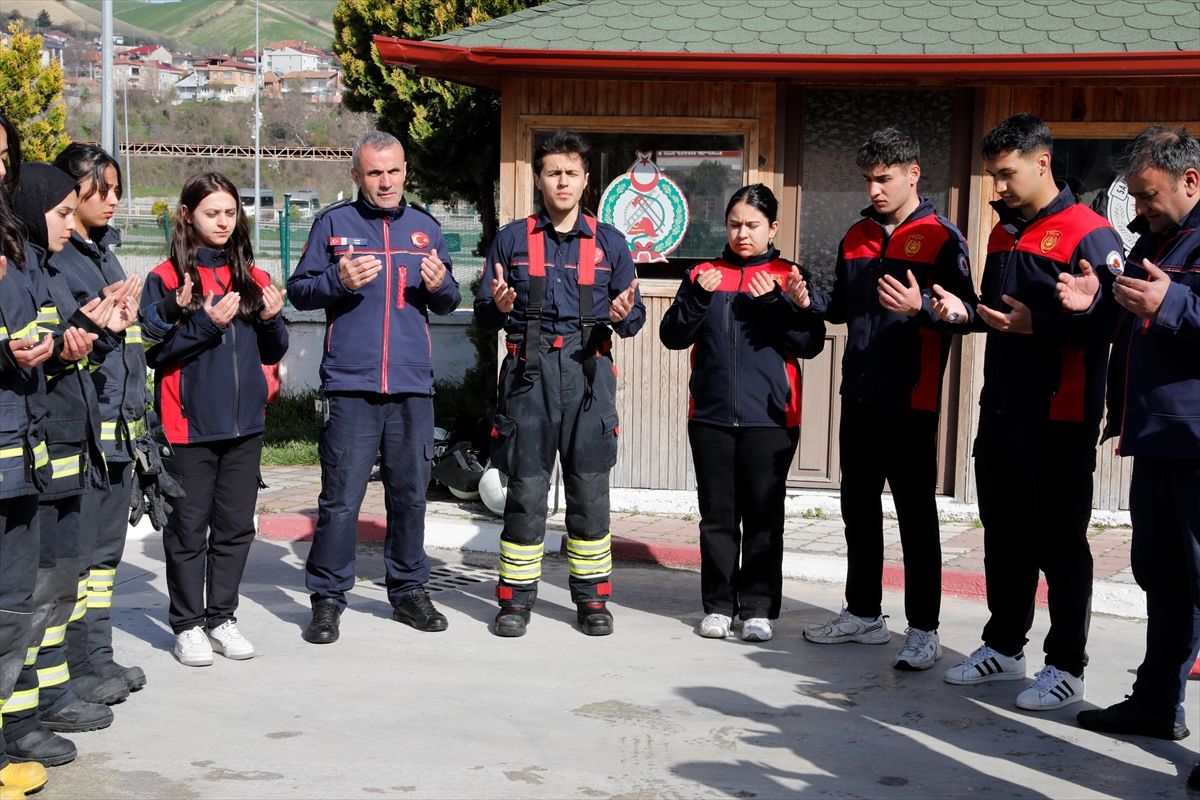 İtfaiyeci Necip Efe Ateş: Mesleği Hayat Felsefesi