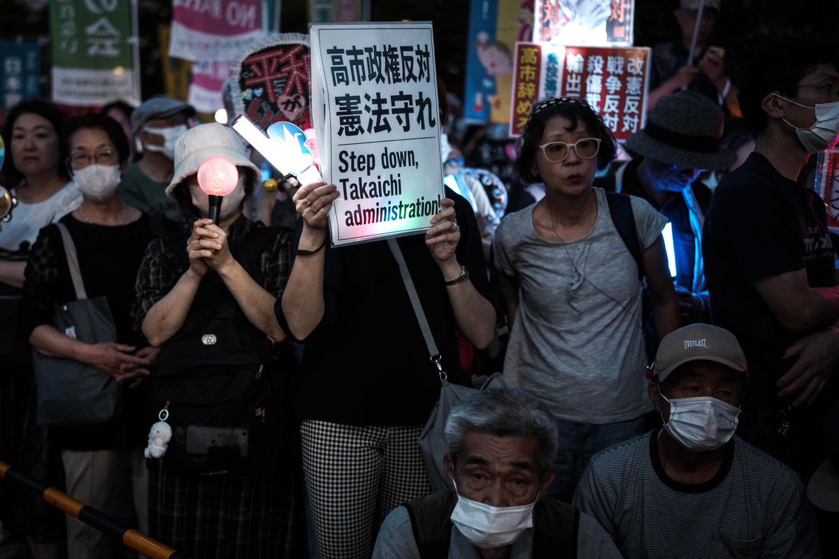 Tokyo’da Anayasa Değişikliği Protestosu