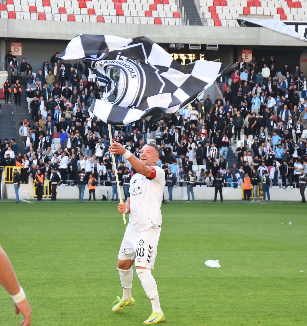 Altay’da Borç Krizi ve 6 Futbolcu Serbest Kalıyor