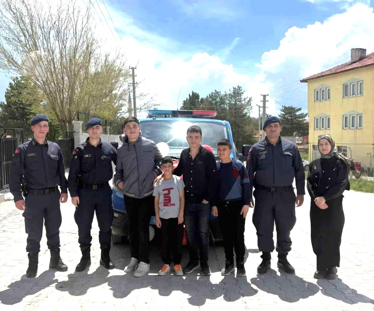 Özel Öğrenciler Engelliler Haftası’nda Coşkuyla Dolaştı