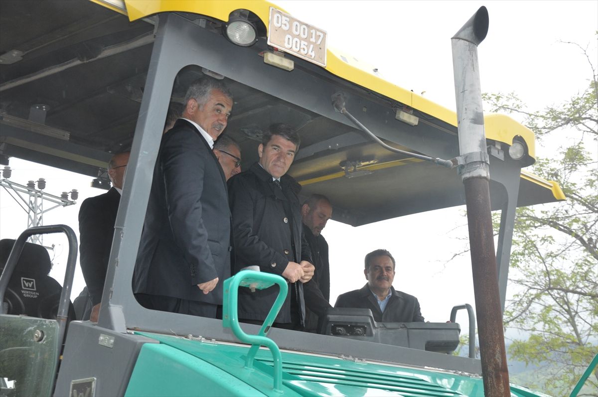 Amasya’da Sıcak Asfalt Çalışmaları İncelendi