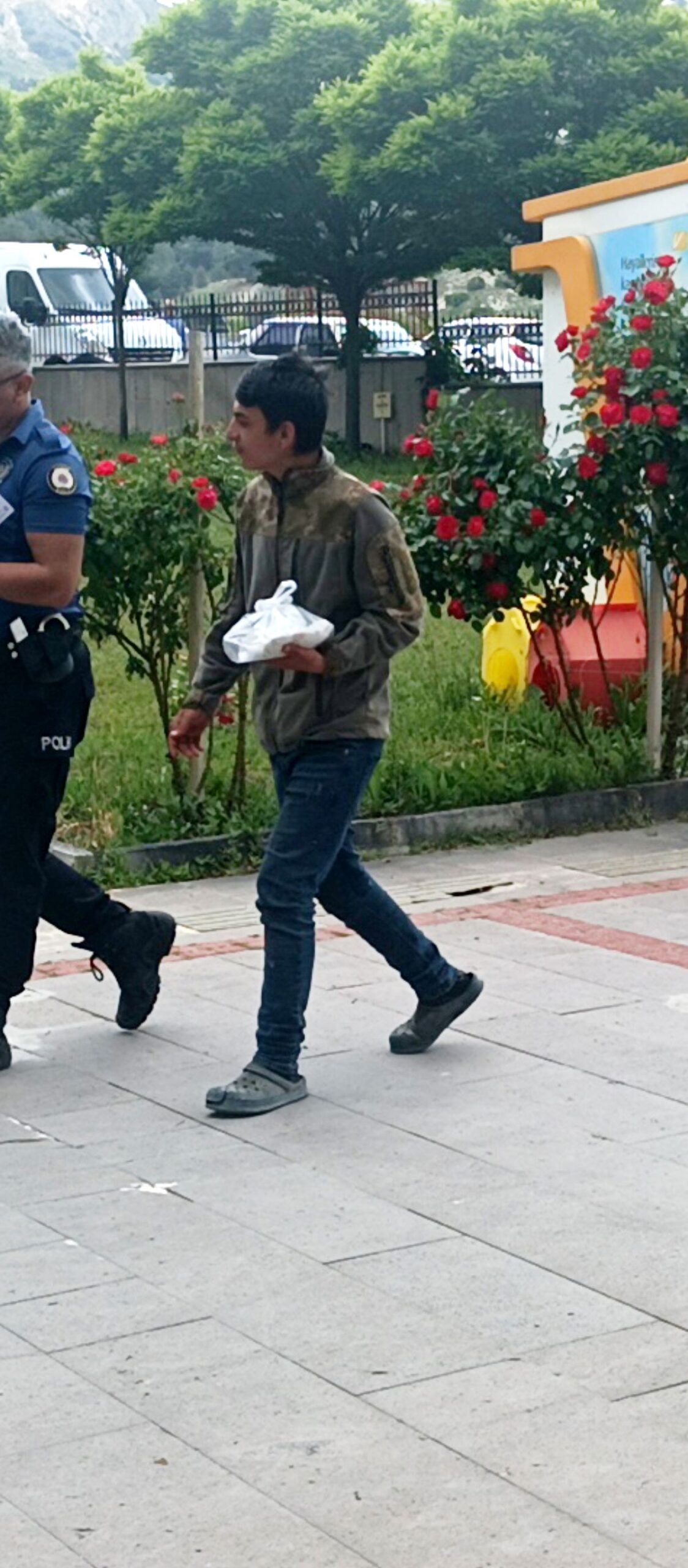 Ev Yakan Şahıs Tutuklandı