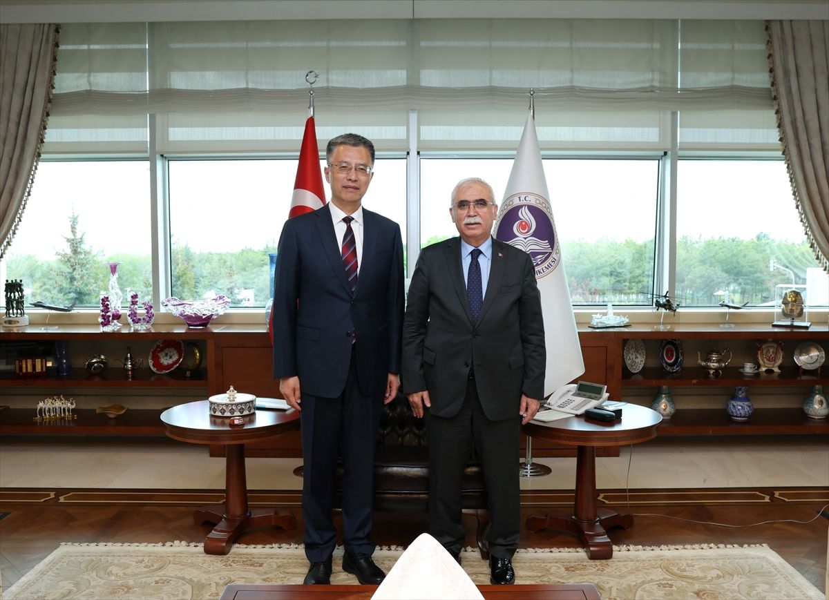 Anayasa Mahkemesi Çin Heyetini Ağırladı