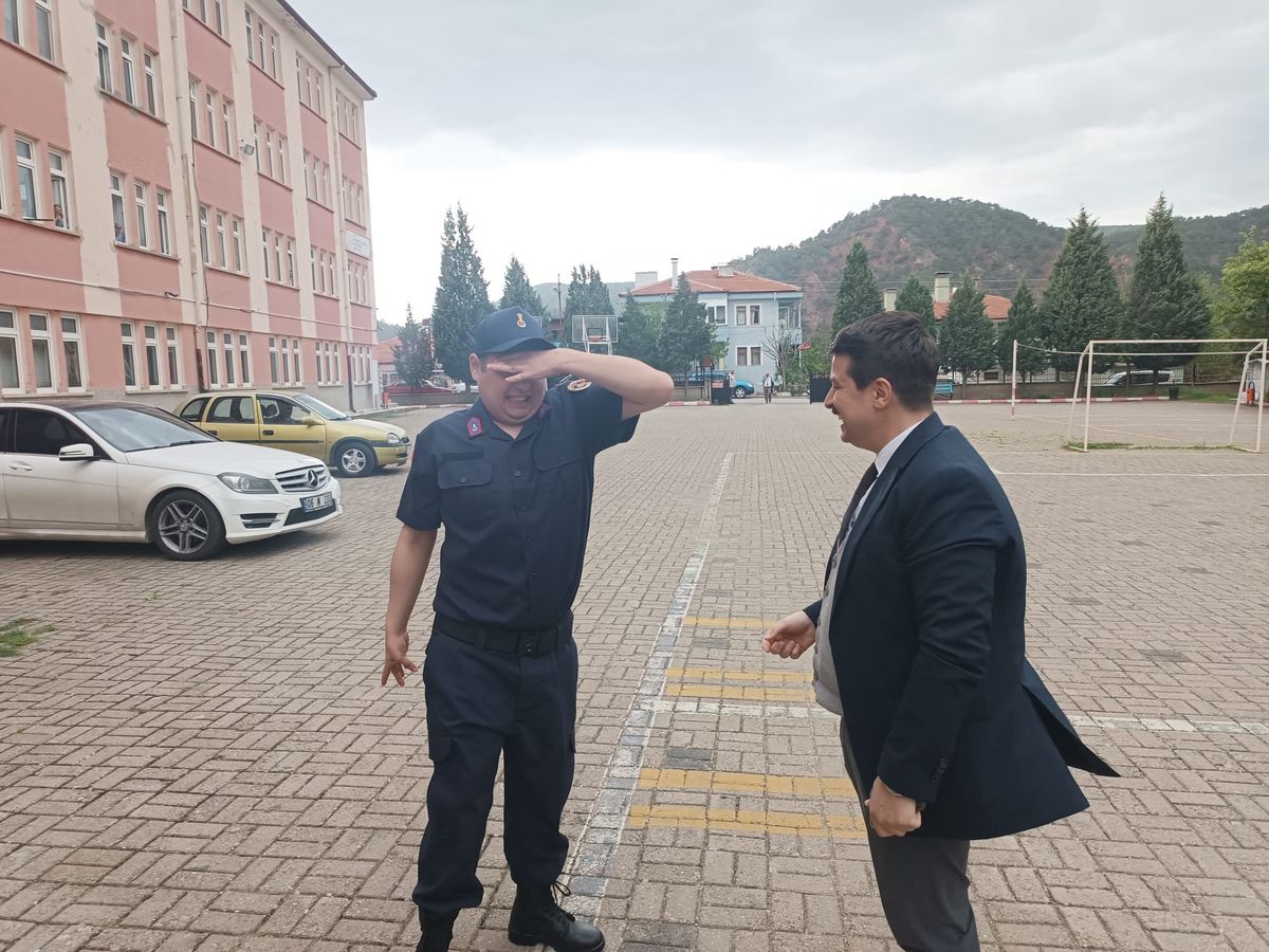 Özel gereksinimli Efe’nin asker uğurlaması