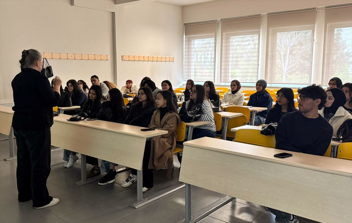 İş Kulübü’nden Beypazarı MYO’ya Eğitim