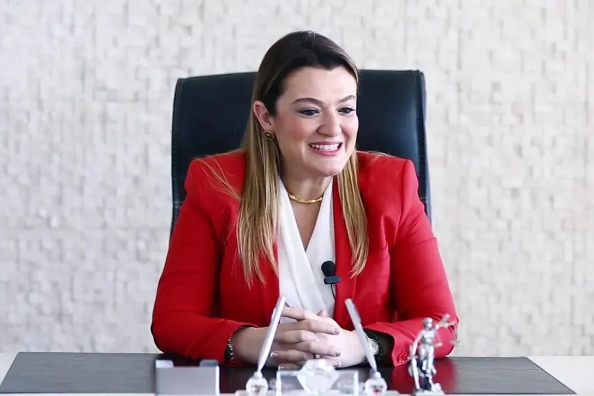 Antalya’da yolsuzluk soruşturmasında Büyükşehir Belediyesi Genel Sekreteri Cansel Tuncer tutuklandı