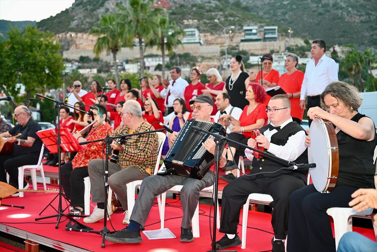 Finike’de Engelli Bireyler için Sanat ve Dayanışma Programı
