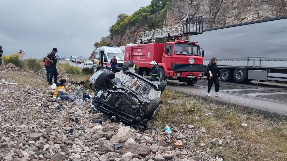 Antalya’da Kaza: 4 Yaralı