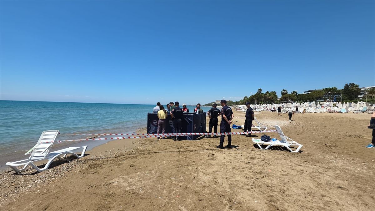 Rus Turist Denizde Hayatını Kaybetti