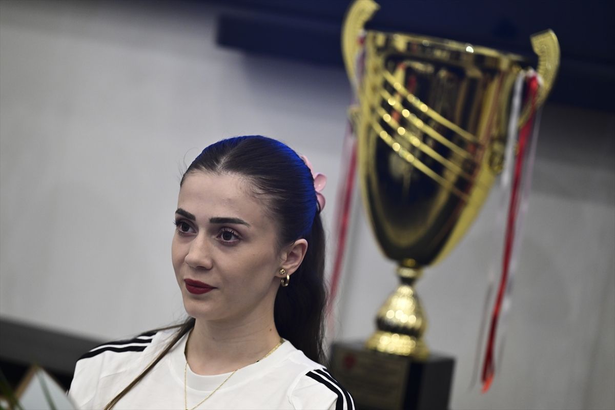 ASKİ Spor’dan Avrupa Şampiyonu Tekvandacılara Kutlama