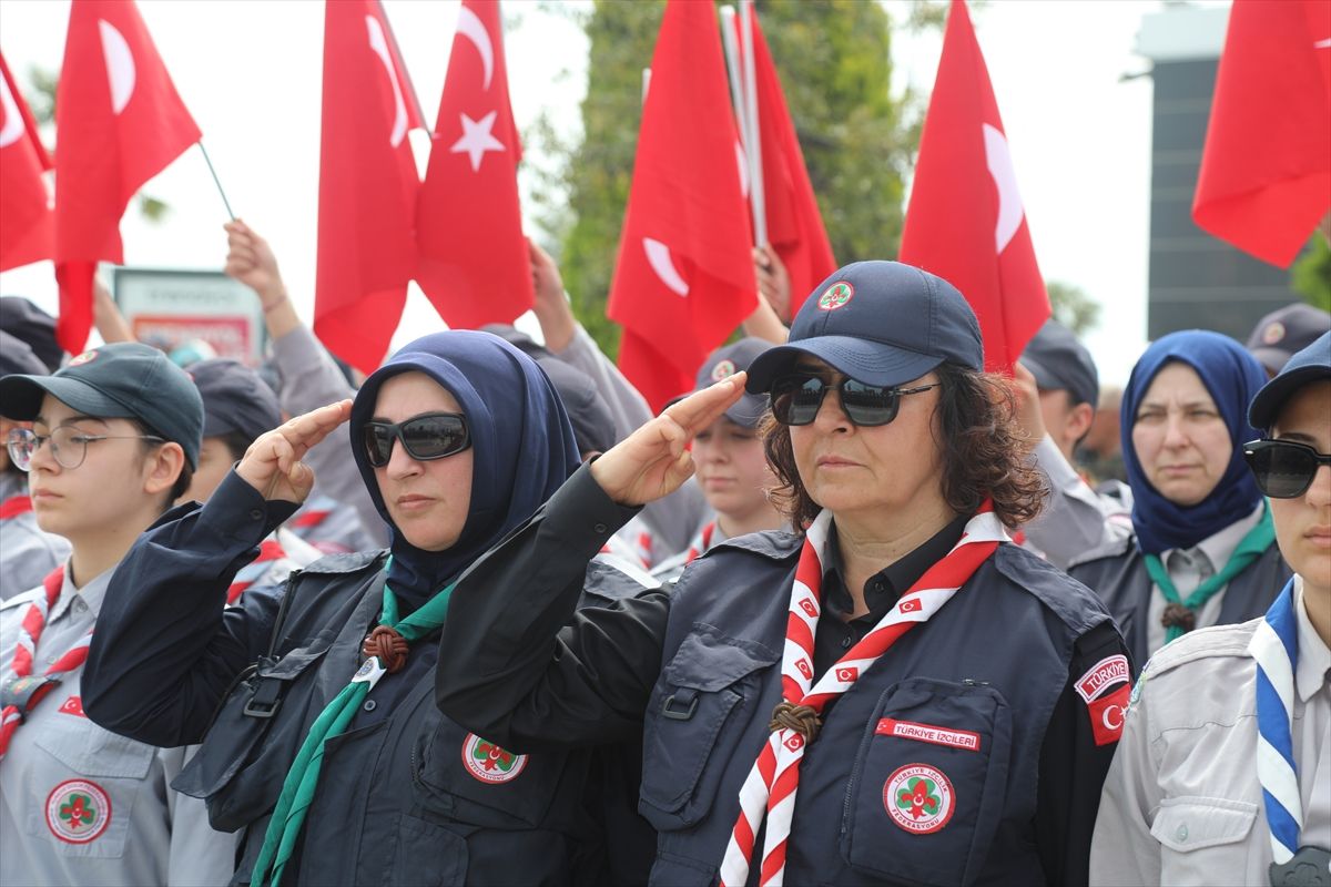 19 Mayıs Kutlamaları Çoşku ile Başladı