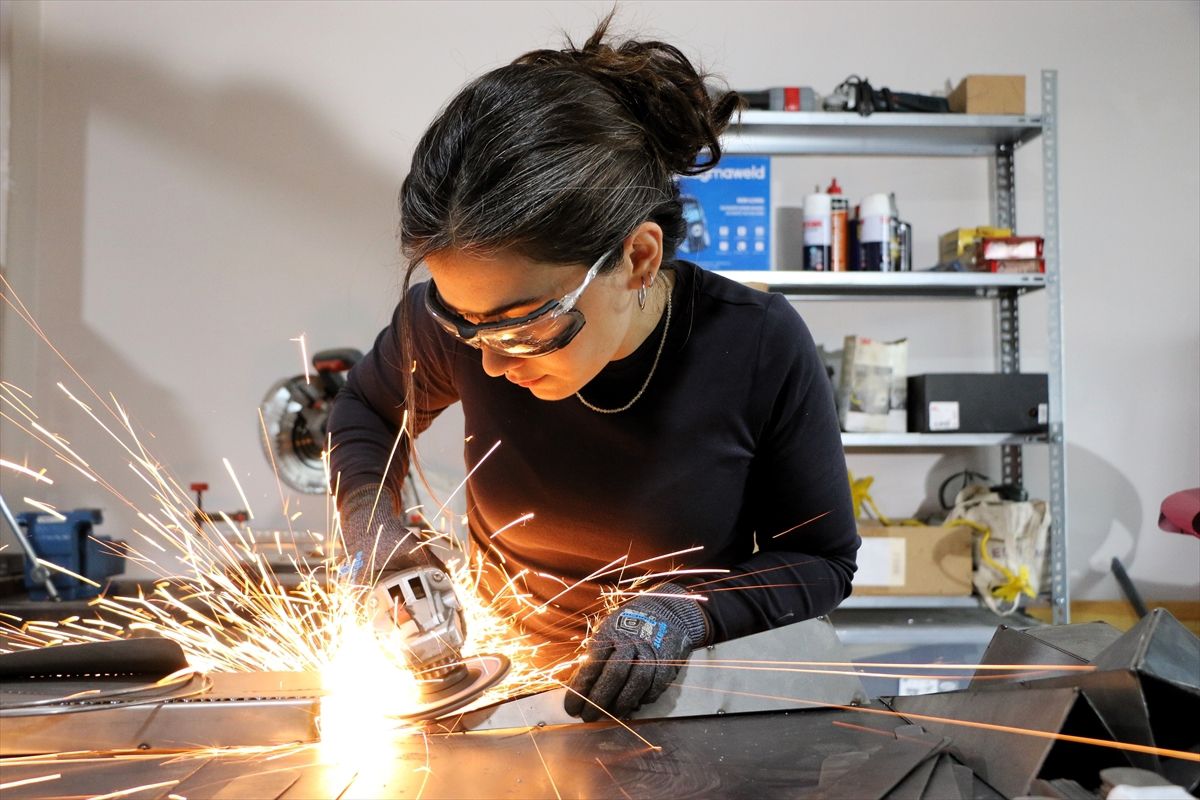 Atık Metalle Sanatı Buluyor