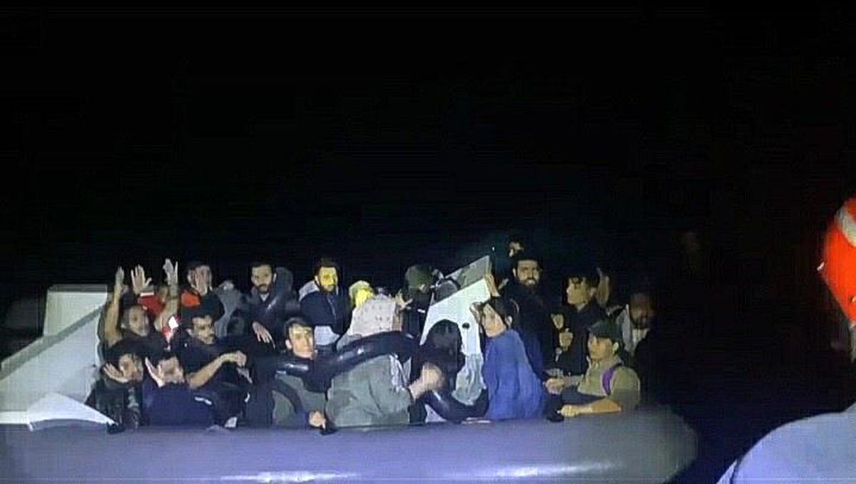 Didim’de 30 Göçmen Kurtarıldı