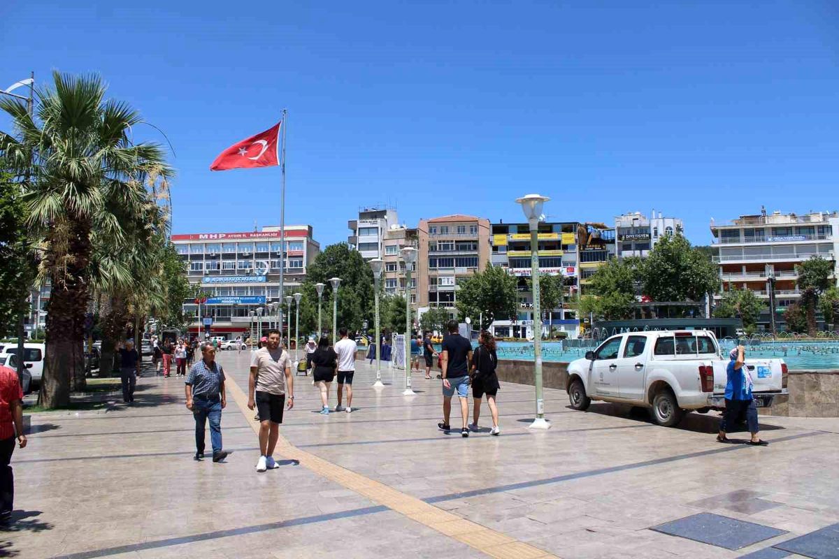 Aydın’da Hanehalkı Büyüklüğü Düştü