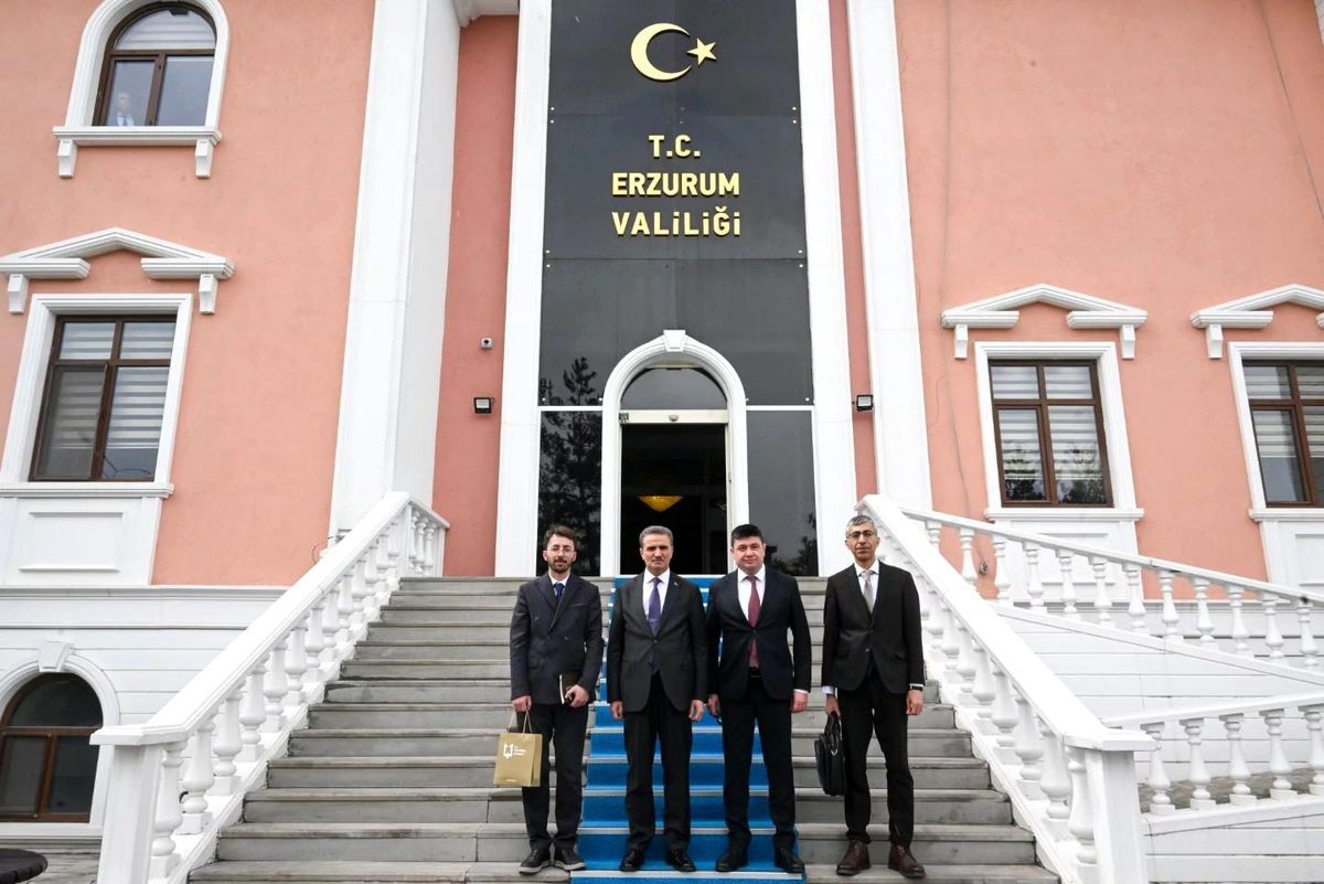 Azerbaycan Başkonsolosu Vali Baruş’u Ziyaret Etti