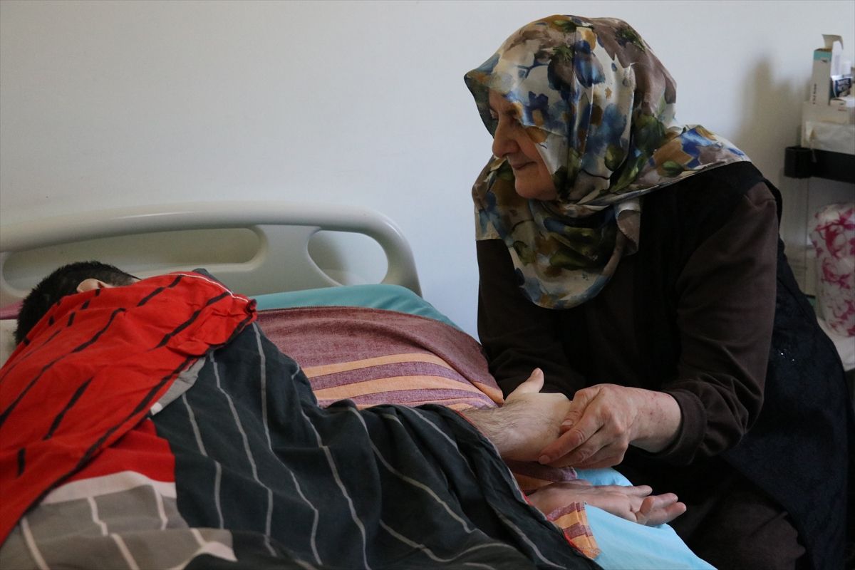 Fedakâr Anne Kenan İçin Mücadele Ediyor