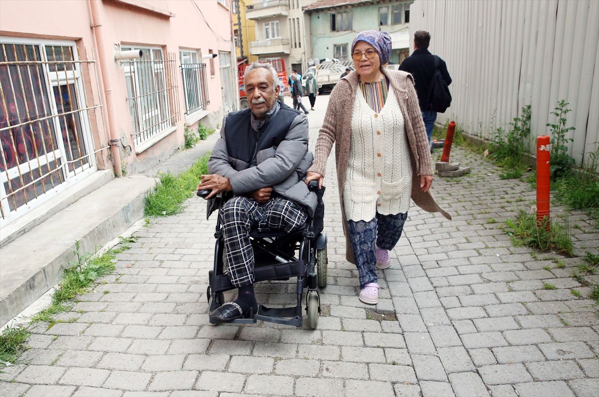 Ali Mama’ya Akülü Sandalye Hediye Edildi