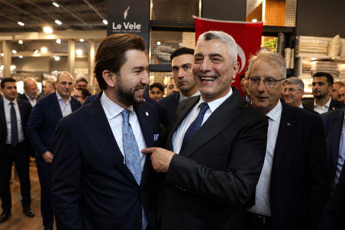 Denizli Fuarında Ticaret Bakanı Bolat’la Görüşmeler