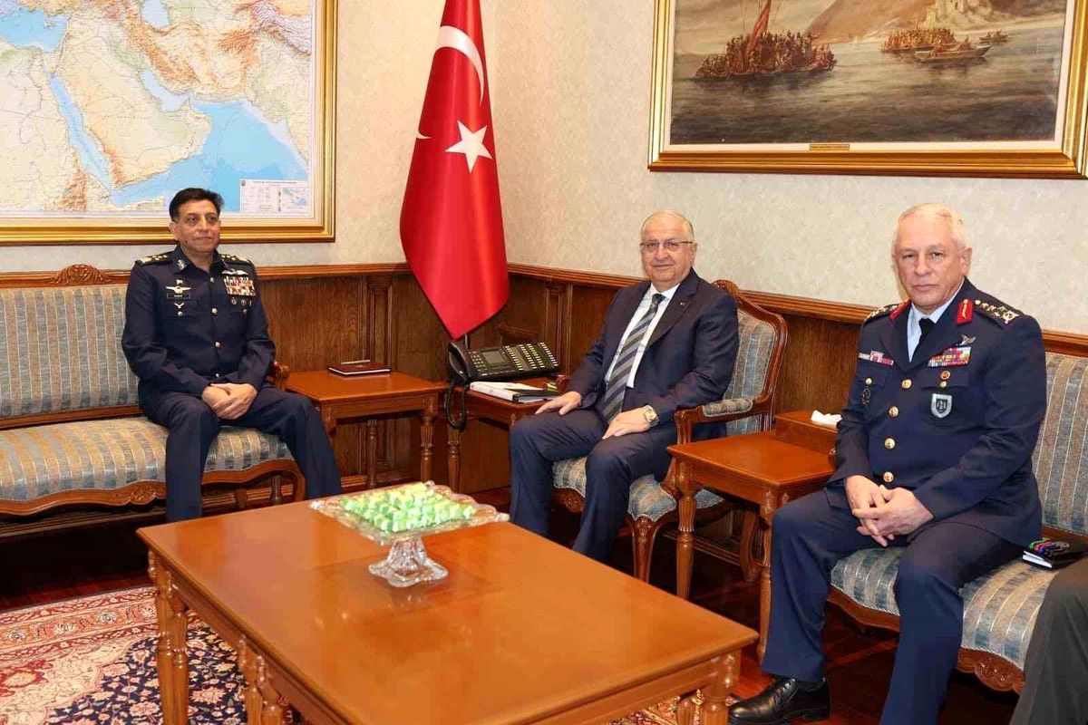 Yaşar Güler, Pakistan’dan Konuk Kabul Etti
