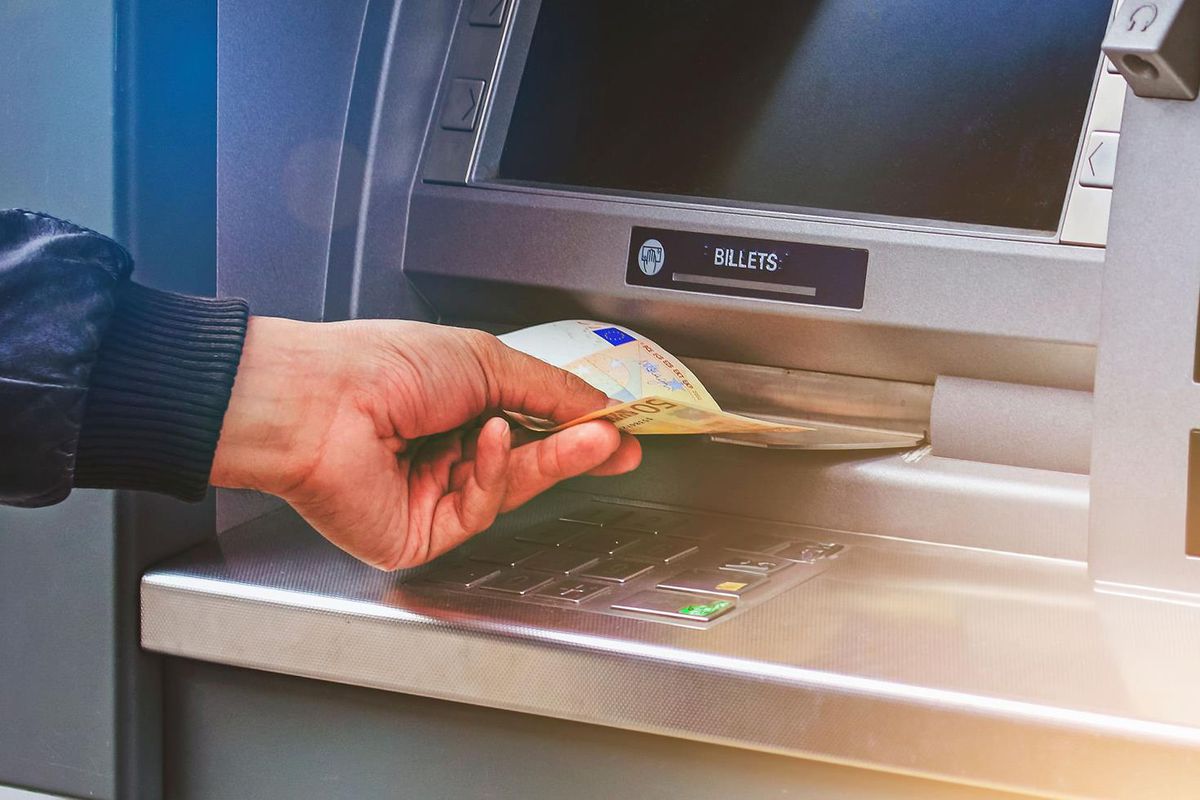Bakan Şimşek duyurdu! Türkiye’de kripto ATM’leri yasaklandı