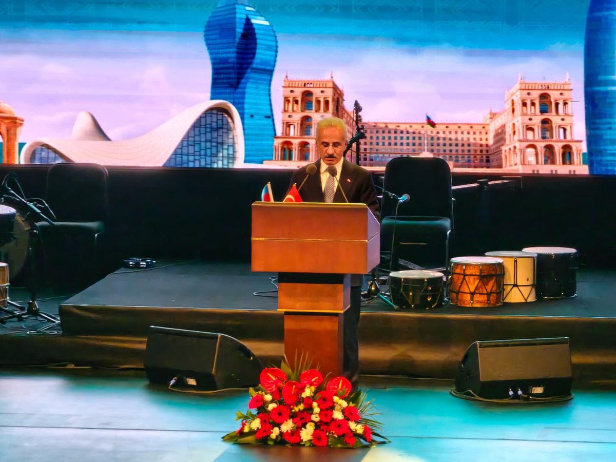 Uraloğlu: Türkiye-Azerbaycan ilişkileri dostane bağların ötesinde