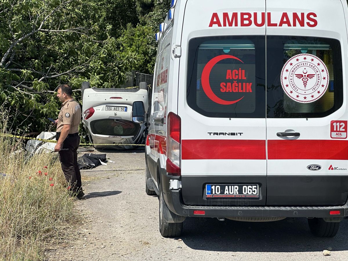Edremit’te Takla Atan Araçta 1 Ölü, 3 Yaralı