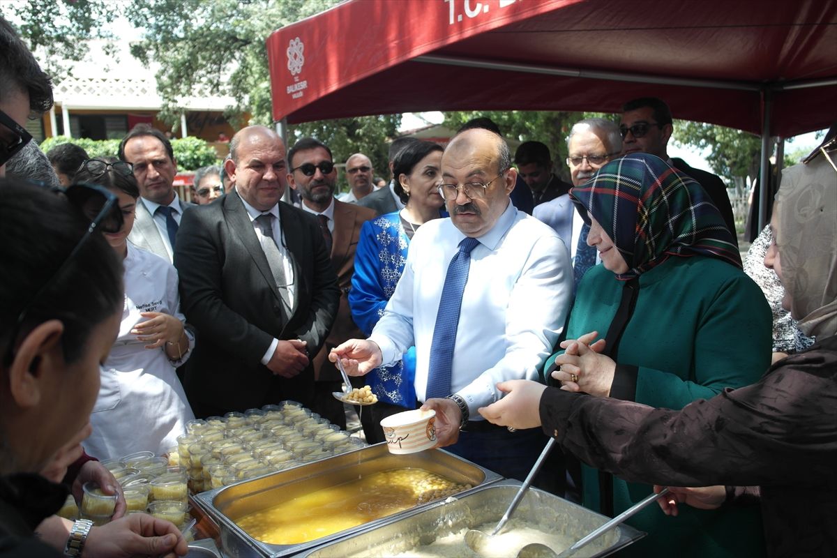 Türk Mutfağı Haftası Burhaniye’de Etkinliklerle Kutlandı