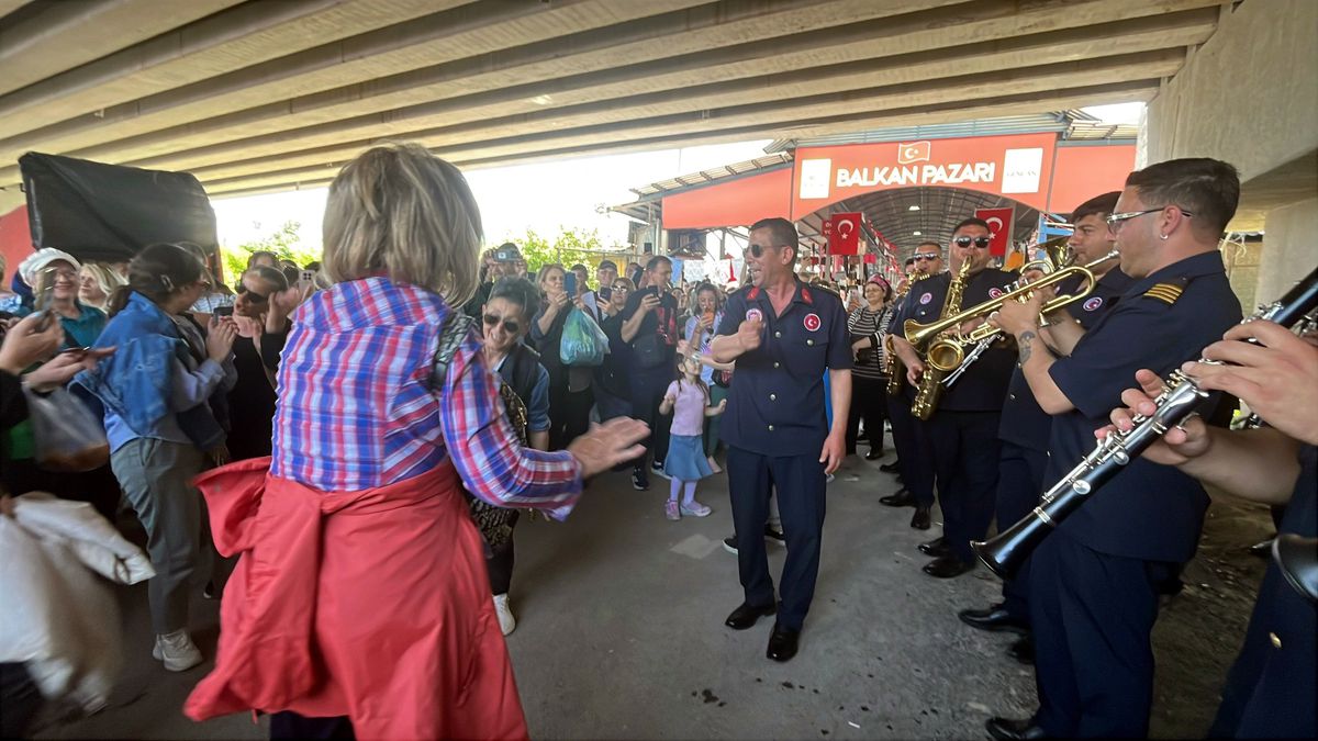 Balkan Pazarı Renkli Anlara Ev Sahipliği Yaptı