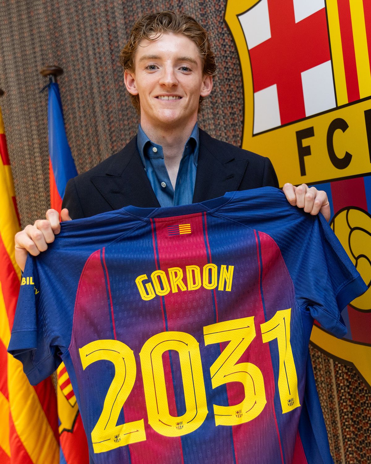 Barcelona, Anthony Gordon’u Transfer Etti