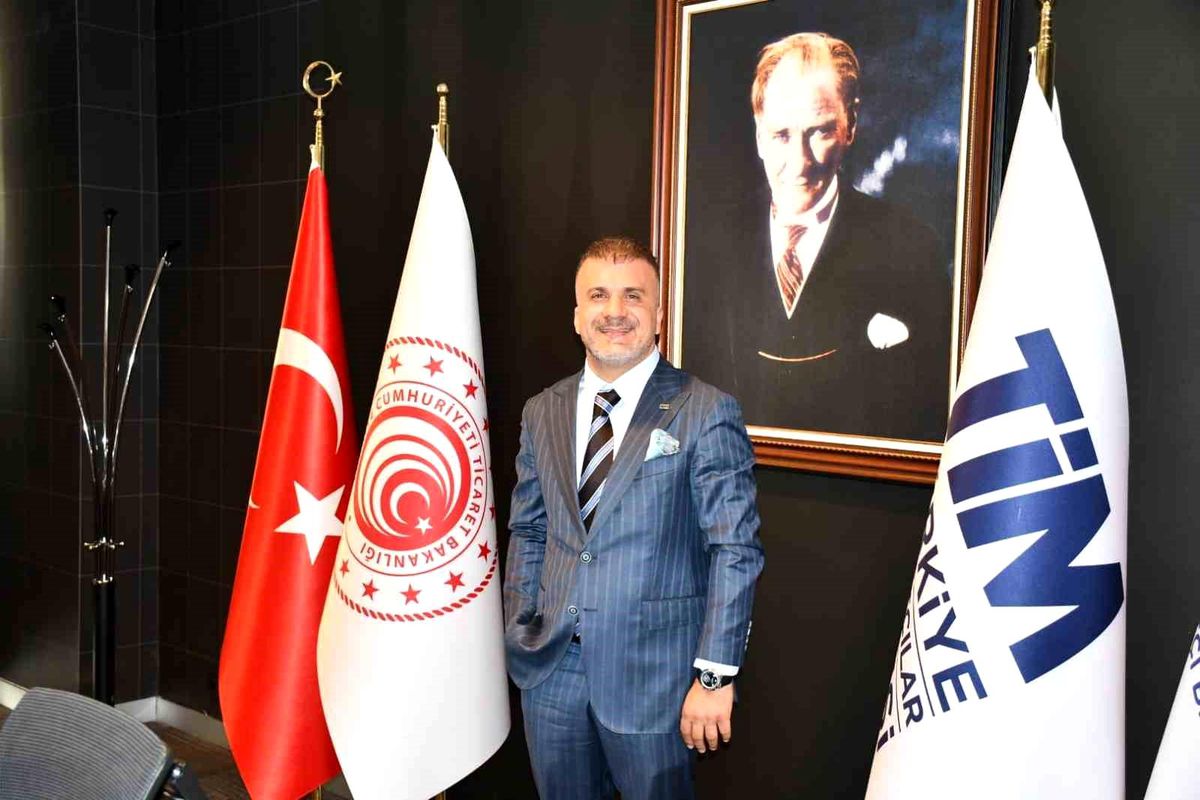 Kadooğlu: 19 Mayıs, tarihin akışını değiştiren bir dönüm noktasıdır
