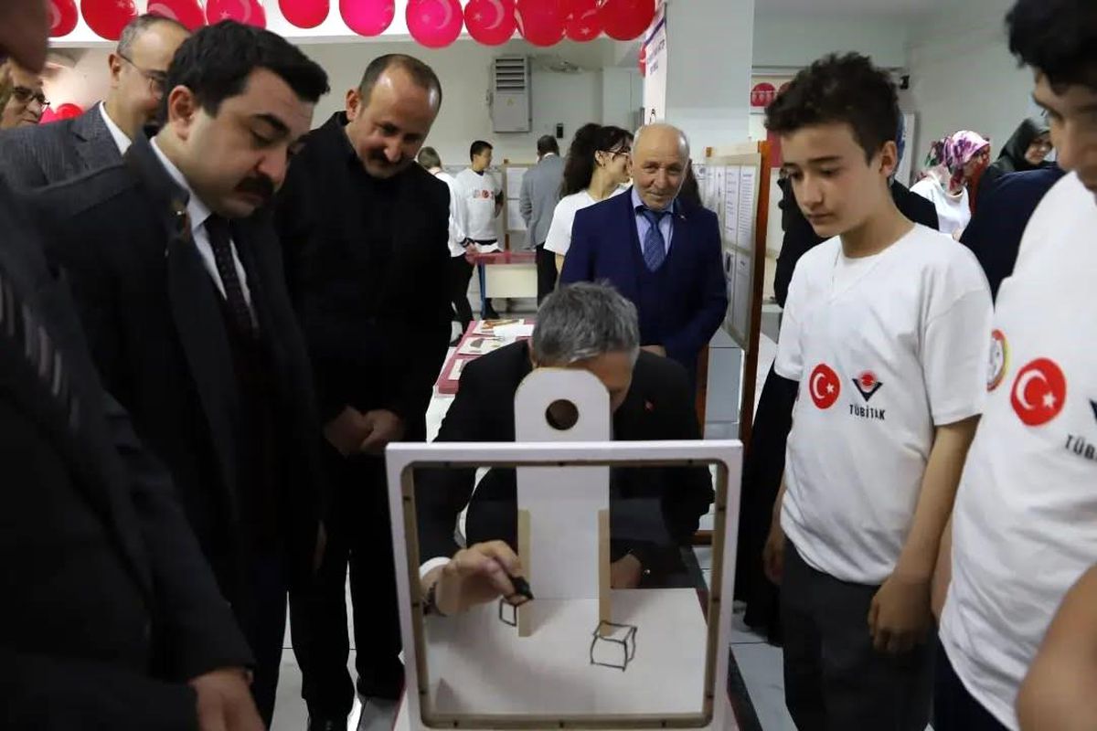 Bayburt’ta Bilim Fuarı Düzenlendi