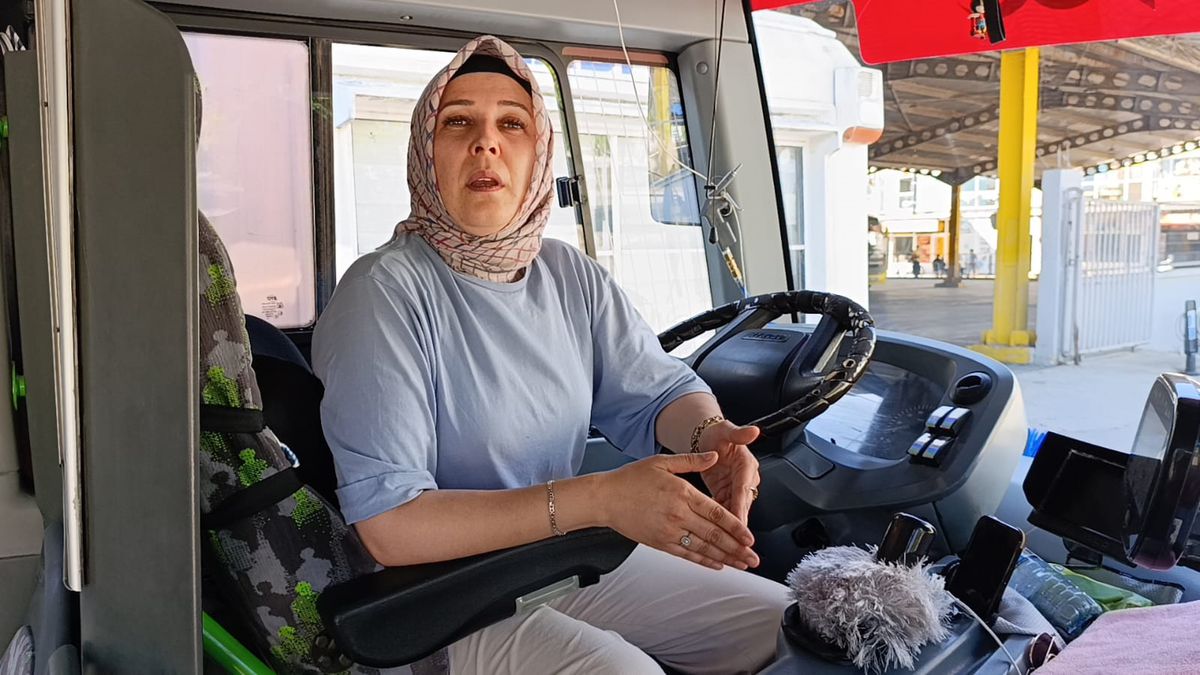 Halk Otobüsü Şoföründen Örnek Davranış