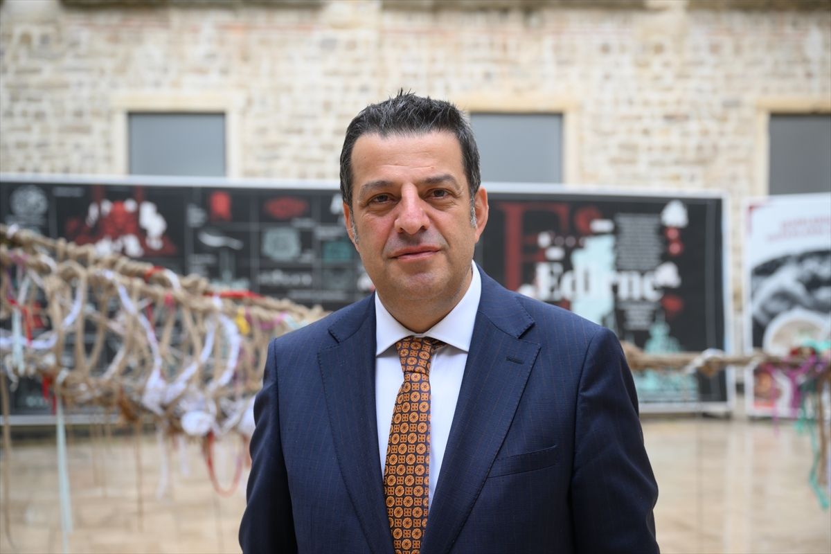 Edirne Bienali Sanatseverleri Bekliyor
